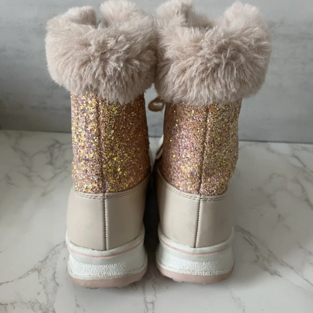 Olive & Edie Boots Big Kid Sz 1M Pink Glittery Girly Faux‎ Fur Waterproof Winter